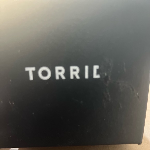 Torrid Watch with matching rings to accessorize - Picture 2 of 6